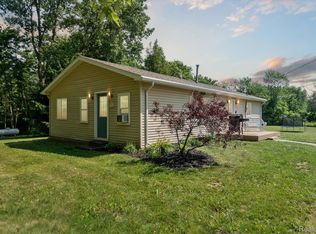 1746 Gulley Rd, Howell, MI 48843
