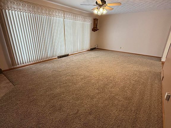 3rd image of 401 Anderson St