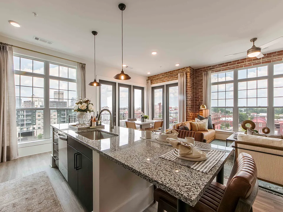 The Oliver Luxury Apartments