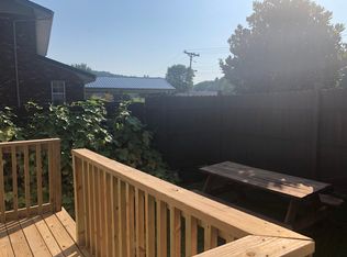 991 Lakeside Dr, Jackson, KY 41339