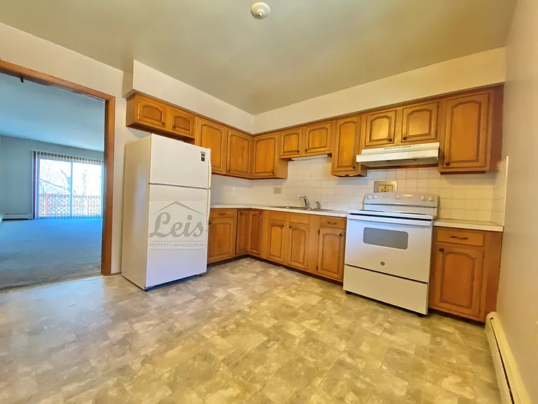 903 E Main St #1 — Photo 5