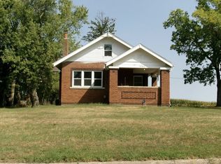 1965 Newell St, Waterloo, IA 50707