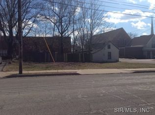 1 W C St, Belleville, IL 62220