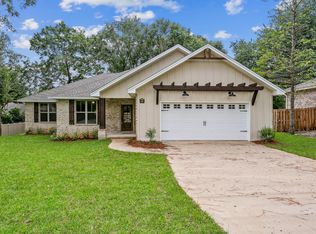 4567 Pfitzer Cir, Crestview, FL 32536