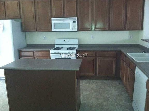 2nd image of 510 Uxbridge Dr #0