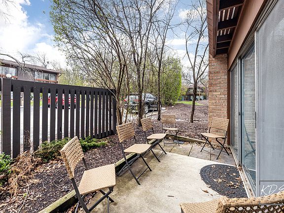 2nd image of 5938 Greenview Rd