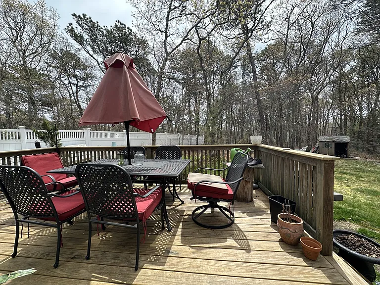 Pine View Dr — Photo 7