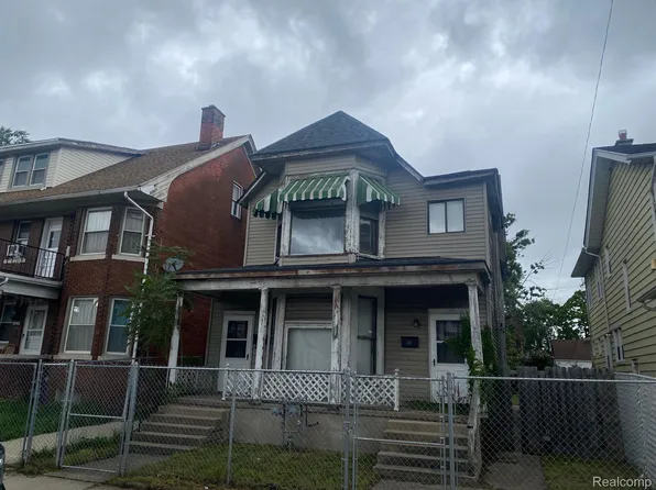2074 Vinewood St, Detroit, MI 48216