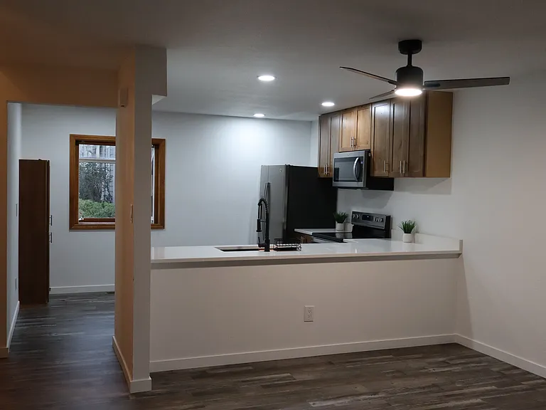 2002 S Worchester Way — Photo 53