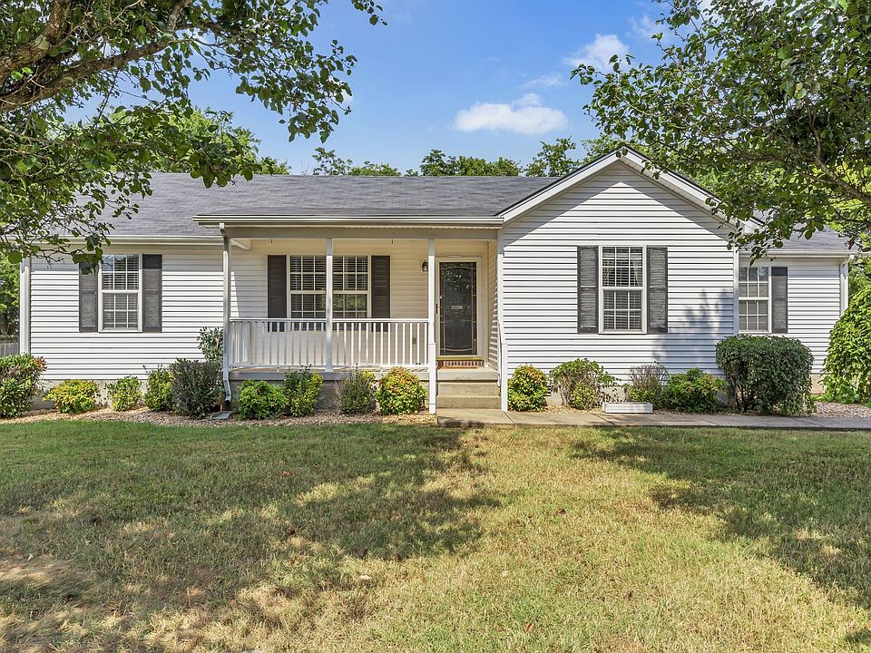 1st image of 3011 Henderson Ln