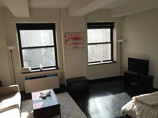 Rented by Kian Realty | media 37
