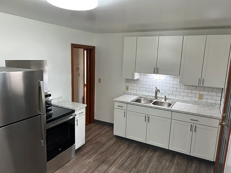 835 W College Rd — Photo 8