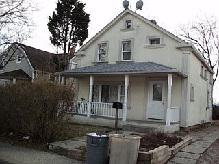 3rd image of 279 Grand Blvd