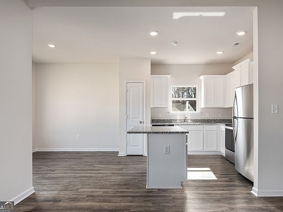 6th image of this home
