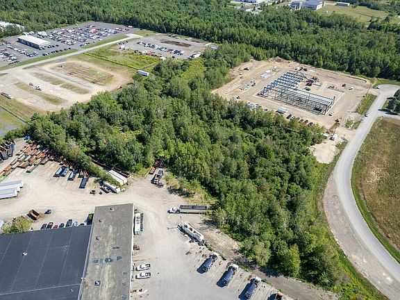2nd image of Lot 3 Contractor Drive