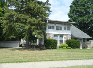 310 W Walnut St, Argos, IN 46501