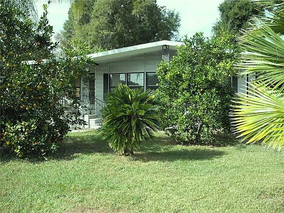2nd image of 115 Robin Ln