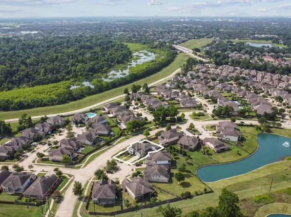 6510 Brady Springs Ct, Sugar Land, TX 77479