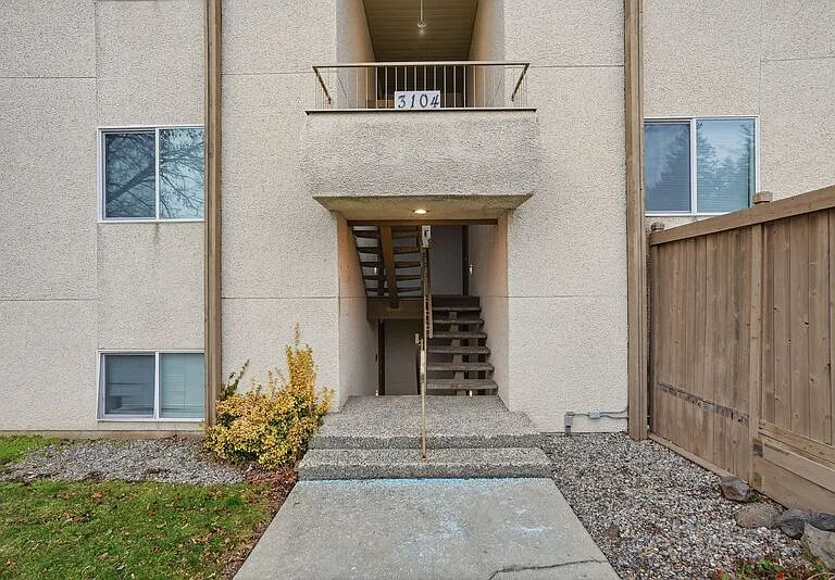 3104 E 27th Ave #203 — Photo 3