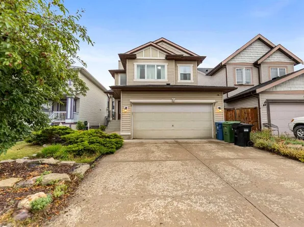 10 S Evansmeade Mnr NW, Calgary, AB T3P 1B5