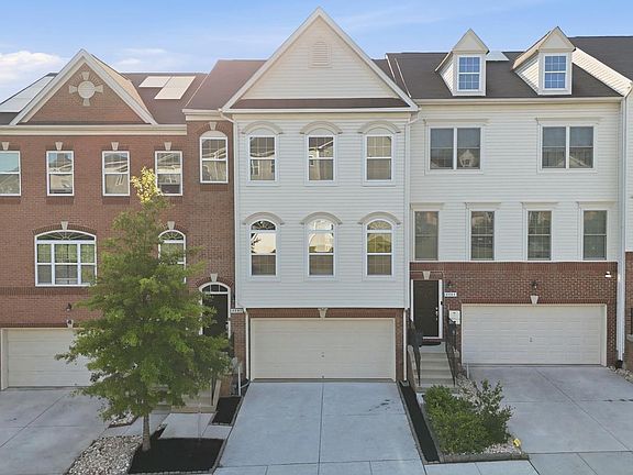 2nd image of 8597 Crooked Tree Ln