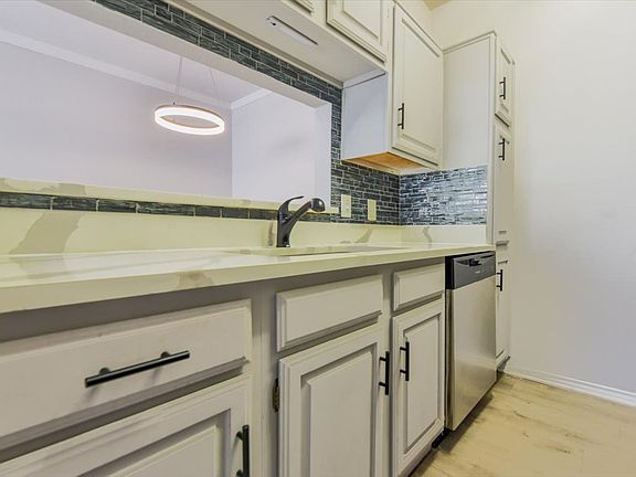 5th image of 5619 Preston Oaks Rd APT 705