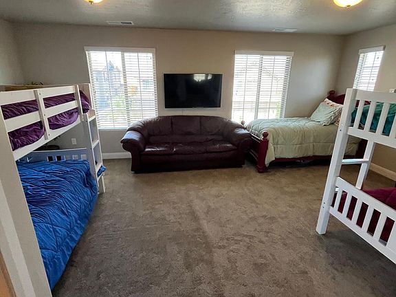 5th image of 3671 S Montreal Ln