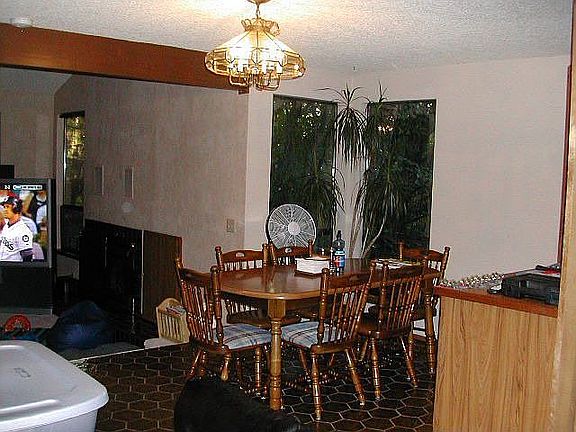 4th image of 2025 NE Shady Ln