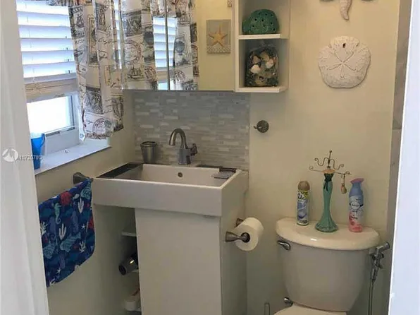 19051 Collins Ave APT E202, Sunny Isles Beach, FL 33160