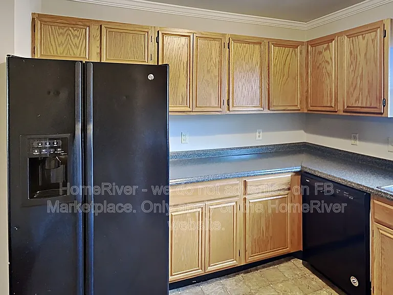 1161 Glendale Dr — Photo 6