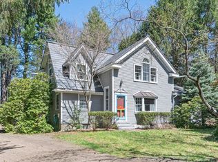 8 Hayward Rd, Wayland, MA 01778