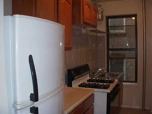 Rented by A SECURE LLC | media 11