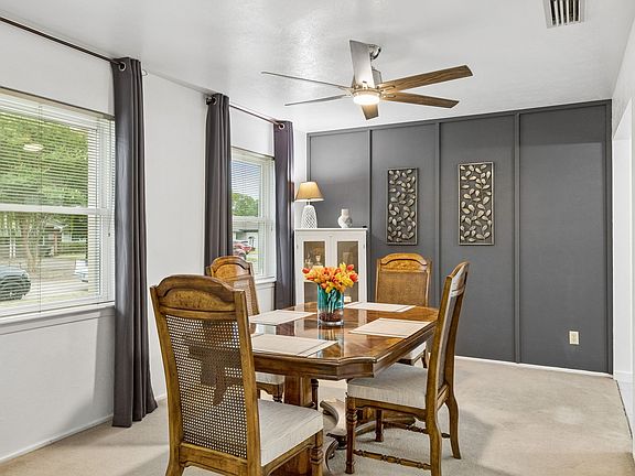 4th image of 1513 Meadow Way