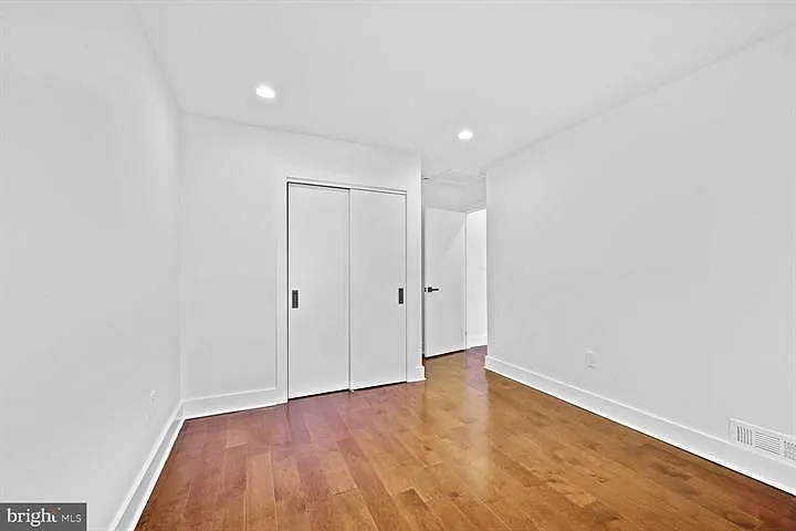 10222 Arizona Cir — Photo 16