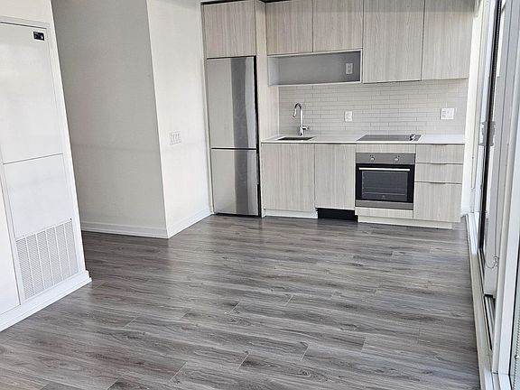 3rd image of 20 Tubman Ave #510