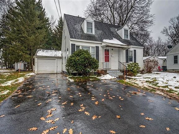 2nd image of 112 Waterbury Dr
