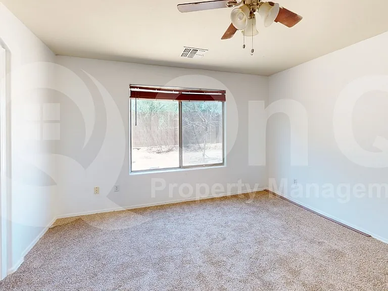 7218 S Canterbury Tale Dr — Photo 10
