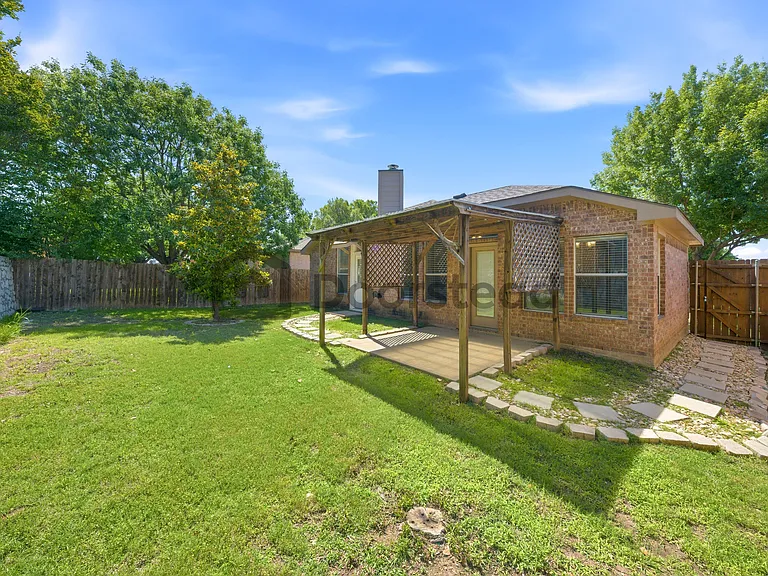4909 Mountain Ridge Ln — Photo 31