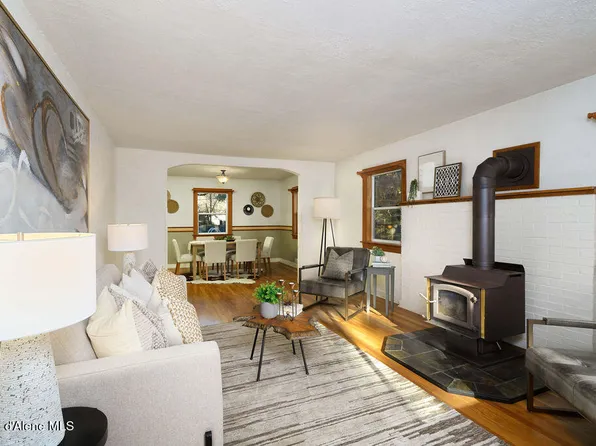 317 W Mill Ave, Coeur D Alene, ID 83814