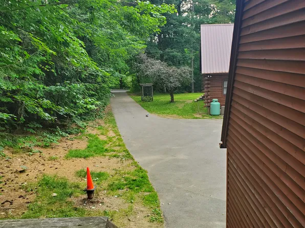 (undisclosed Address), Gilmanton Iw, NH 03837