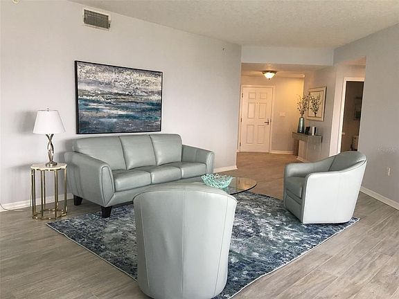 5th image of 371 Channelside Walkway Way #1401