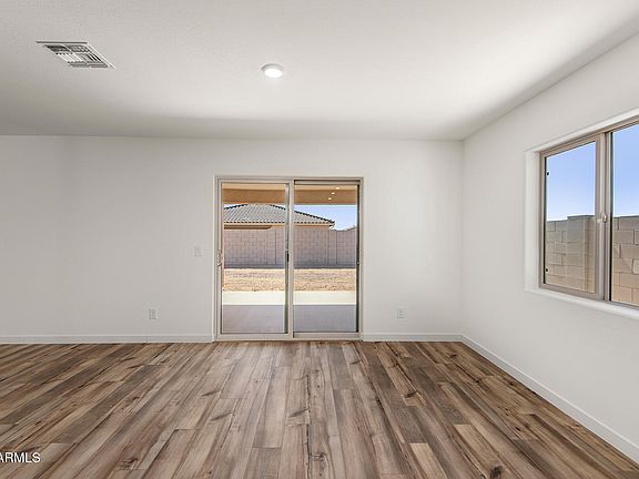 5th image of 665 W Red Hawk Court