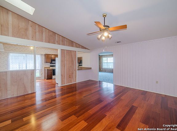 3rd image of 12710 La Fonda St