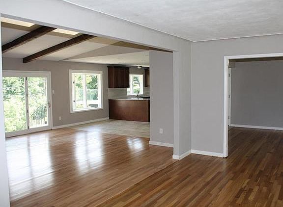 2nd image of 3418 Lone Elm Dr