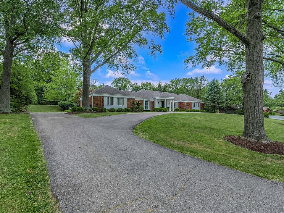41 Meadowbrook Country Club Est, Ballwin, MO 63011 Zillow