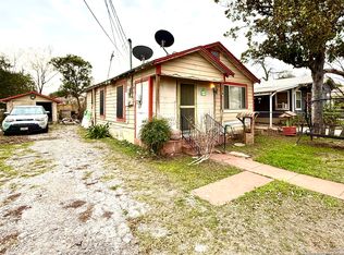 818 Angela St, San Antonio, TX 78207