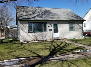 1421 E 6th St, North Platte, NE 69101