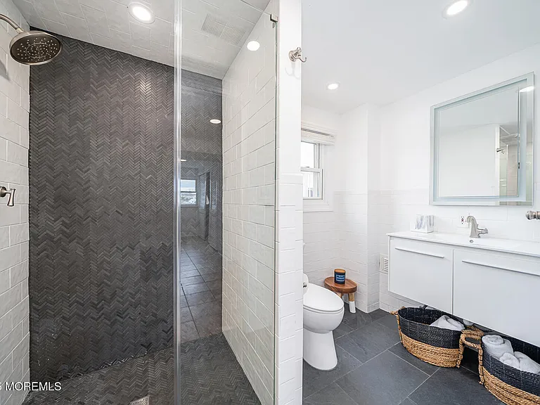 58 E Lagoona Dr — Photo 19