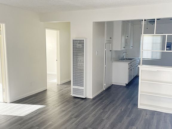 2nd image of 625 N Neptune Ave #11355861