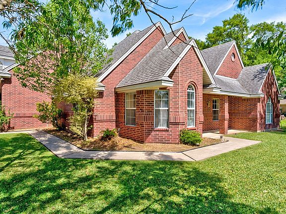 2nd image of 5221 Delilah Ct